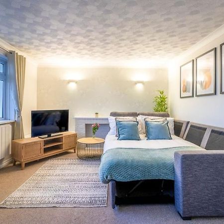 Beautiful Sea View 2 Bedroom Sleeps 6-Free Parking Bournemouth Exterior foto